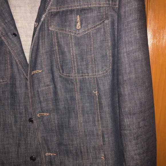 Authentic Gucci Jean Jacket - Picture 2 of 8